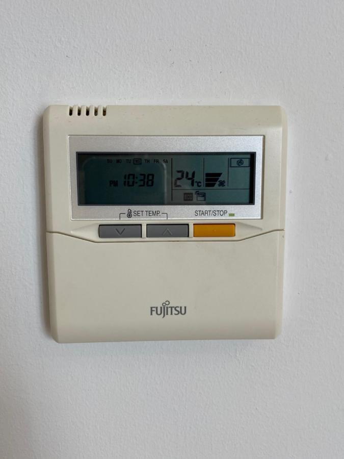 Appartement Loft Laura Nervion à Séville Extérieur photo