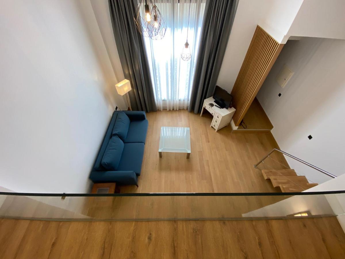 Appartement Loft Laura Nervion à Séville Extérieur photo
