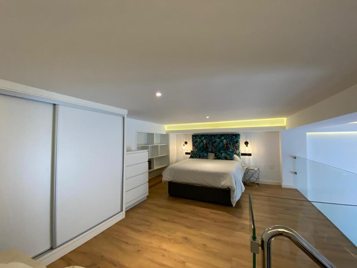 Appartement Loft Laura Nervion à Séville Extérieur photo
